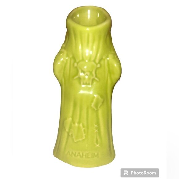 2018 WonderCon Exclusive Green Villainess Anaheim Tiki Farm Mug - Picture 2 of 9